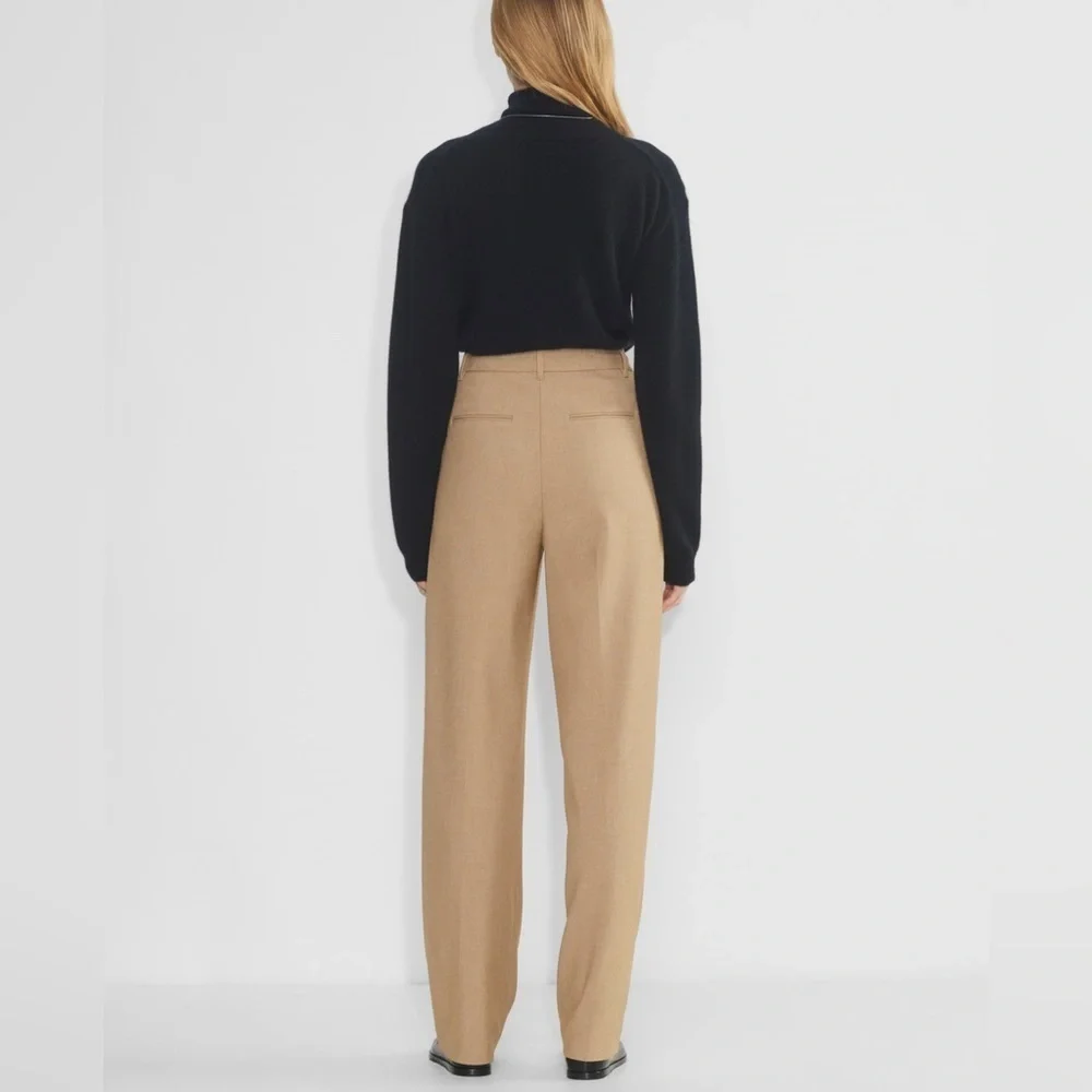 Aritzia Cashmere Mockneck Sweater - Picture 2 of 7